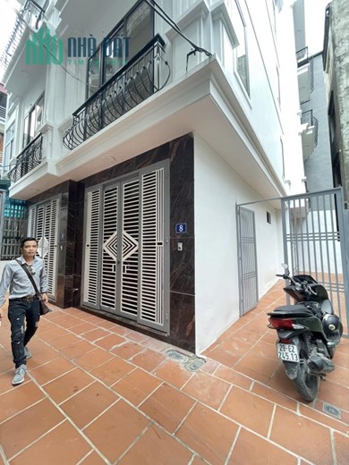Nhà xây mới 5 tầng An Duong Vuong Tây Hồ