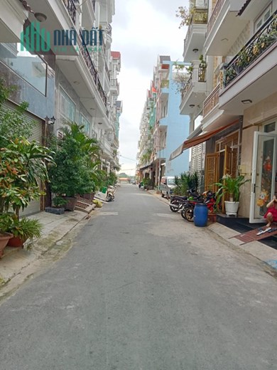 Bán nhà Gò Vấp, 60m2, 3 phòng ngủ, hẻm xe hơi thông chỉ 4.6 tỷ thương lượng