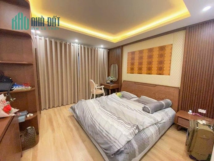 Bán nhà LẠC LONG QUÂN TÂY HỒ - CÁCH MẶT PHỐ 20M- THOÁNG TRƯỚC SAU- VIEW NGẮM HỒ TÂY. Diện tích 43m2