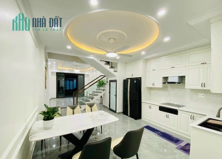 Bán nhà 4 tầng độc lập full đồ 54M Tái định cư Hải An
