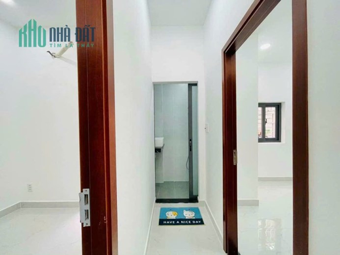 NHÀ PN, PHAN ĐÌNH PHÙNG, SÁT HXH, GIÁP QUẬN 3, TẶNG FULL NỘI THẤT, VÀO Ở NGAY, NHỈNH 3 TỶ