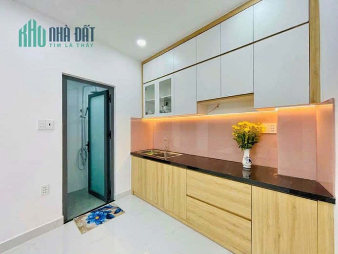 NHÀ PN, PHAN ĐÌNH PHÙNG, SÁT HXH, GIÁP QUẬN 3, TẶNG FULL NỘI THẤT, VÀO Ở NGAY, NHỈNH 3 TỶ