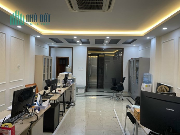 Lương Đinh Của Đống Đa gara 2 ô tô tránh thang máy kd 54m, 6T, mt4.8m giá 11.2 tỷ LH 0858751186