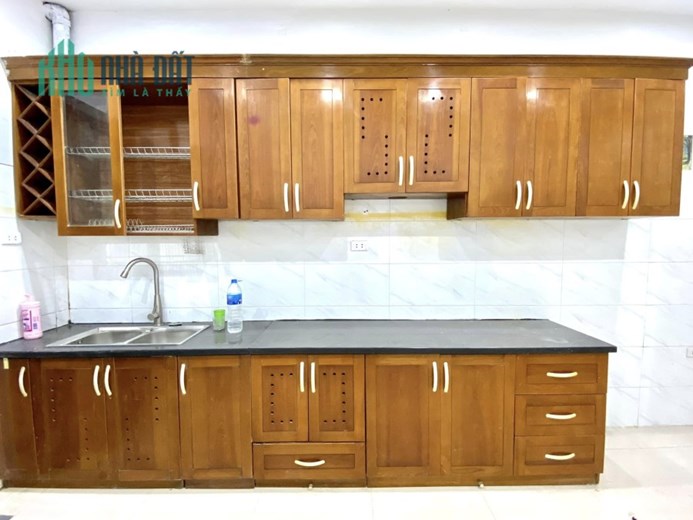 Bán căn nhà 42m2 phố Nguyễn Văn Cừ, Long Biên Gara Ô tô 7 chỗ Thang máy XỊN 6.6 Tỷ
