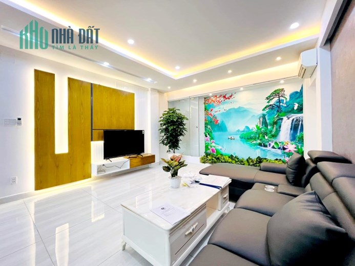 Một căn cực tốt, 4.5x16m, HXH Phan Huy Ích, 5 tầng, full nội thất chỉ hơn 7 tỷ TL