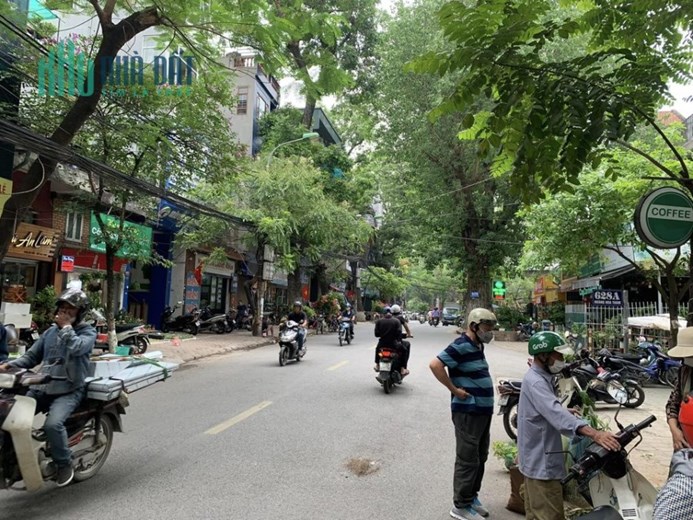 BÁN NHÀ MẶT PHỐ -HOÀNG HOA THÁM – VỈA HÈ –KINH DOANH SẦM UẤT 62M 5TẦNG 13.8 TỶ