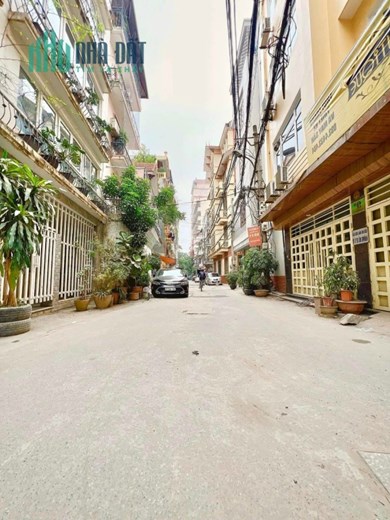 GẤP! BÁN NGAY NHÀ PHỐ TÔ HIỆU NỘI THẤT MÊ LY, MẶT TIỀN THÊNH THANG, GARAGE Ô TÔ, DT 45M, CHỈ 5,6 TỶ.