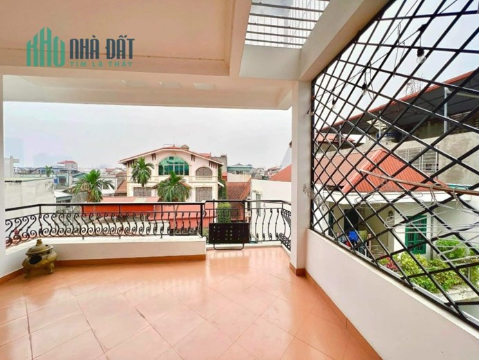 GẤP! BÁN NGAY NHÀ PHỐ TÔ HIỆU NỘI THẤT MÊ LY, MẶT TIỀN THÊNH THANG, GARAGE Ô TÔ, DT 45M, CHỈ 5,6 TỶ.