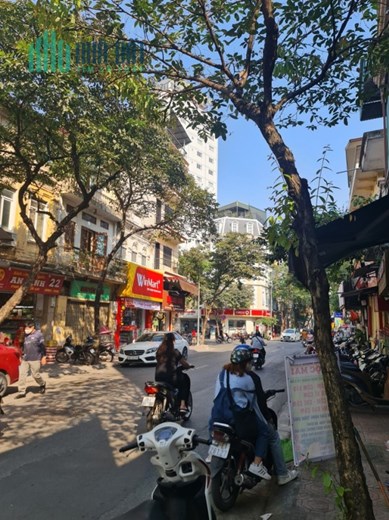 Bán nhà mặt phố Hàng Than, Ba Đình, 126m2. LH: Địa Thủy Sư Trần Thọ 0906299843