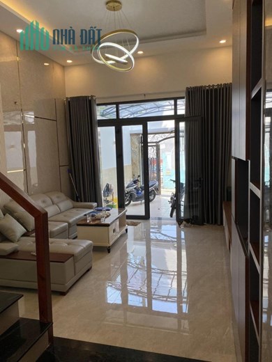 Ngân Hàng Thanh Lý Gấp, Nhà 2 MT, 5x30m, 4T,Hòa Phú, Thủ Dầu Một, BD, Giá Nhỉnh 6 Tỷ