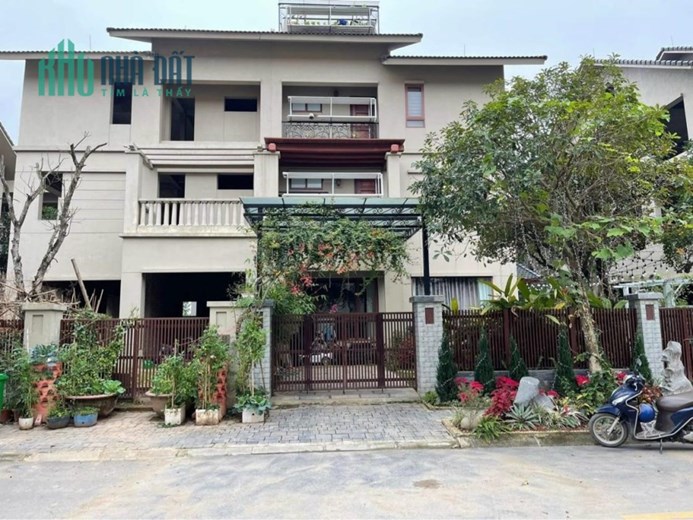 Bán nhanh căn 240m2 tại Sunny Garden City, Hà Nội. Giá rẻ giật mình
