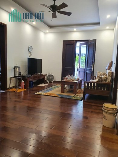 Bán nhanh căn 240m2 tại Sunny Garden City, Hà Nội. Giá rẻ giật mình