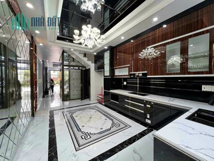 Bán nhà 5 Tầng Độc Lập siêu víp  Có thang máy tuyến 2 lê Hồng Phong