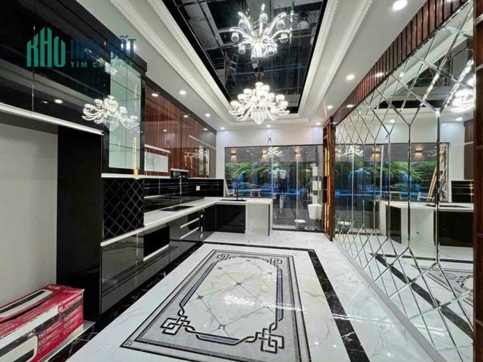 Bán nhà 5 Tầng Độc Lập siêu víp  Có thang máy tuyến 2 lê Hồng Phong