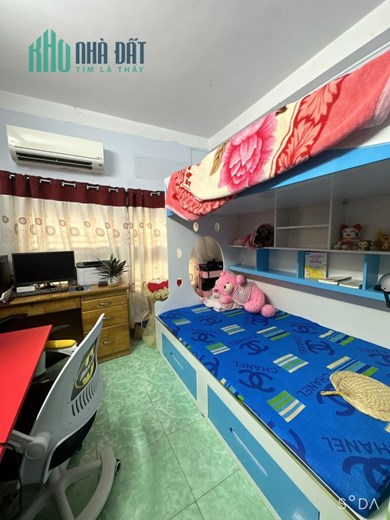 Chủ ngộp bán gấp nhà Âu Cơ, Tân Bình, MT kinh doanh, 40m2, 3tầng, chỉ nhỉnh 4tỷ (TL).