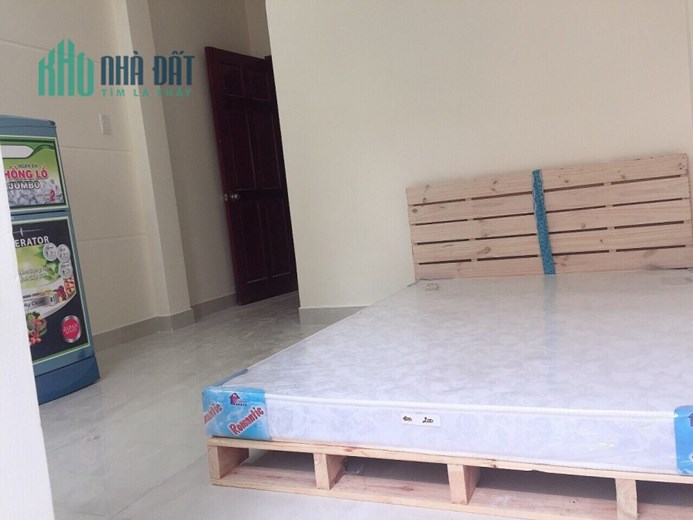 Bán tòa nhà CHDV Nguyễn Thượng Hiền, 20m ra mặt tiền. 4 tầng BTCT - chủ ngộp bank