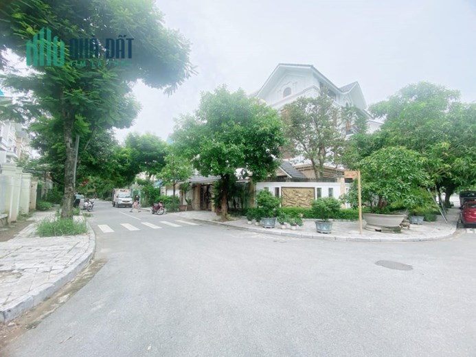 Đẳng cấp! biệt thự DƯƠNG NỘI thang máy, sát công viên vài bước ra hồ, an sinh đẳng cấp DT MÊNH MÔNG