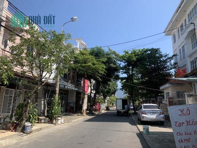 Căn nhà mặt tiền Thế Lữ, Quận Sơn Trà - Vị trí đắc địa, tiện ích đa dạng!