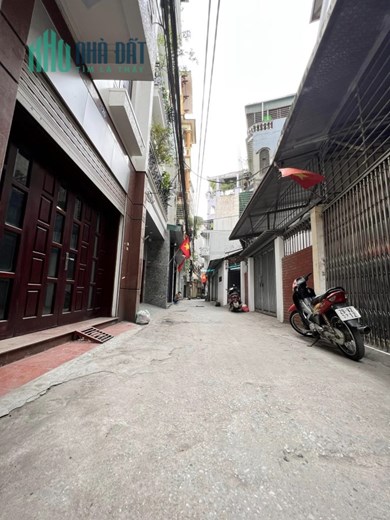 Căn nhà mặt tiền Thế Lữ, Quận Sơn Trà - Vị trí đắc địa, tiện ích đa dạng!