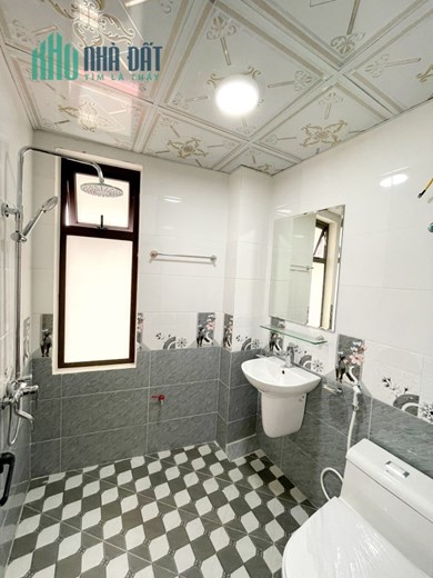 CẦN BÁN NHÀ TẠI YÊN NGHĨA - HÀ ĐÔNG - GẦN MẶT ĐƯỜNG QUANG TRUNG