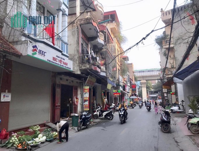 Hơn 3 tỷ nhà 4 tầng mới Phan Đình Giót, Hà Đông. 30m2 MT 3,5m kinh doanh, gần ô tô