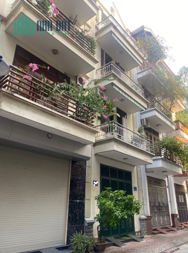 Hơn 3 tỷ nhà 4 tầng mới Phan Đình Giót, Hà Đông. 30m2 MT 3,5m kinh doanh, gần ô tô