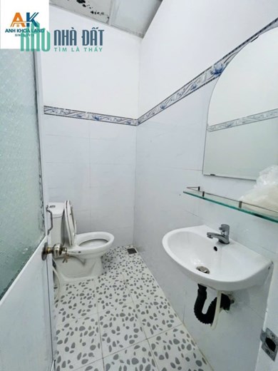 Ngộp bank bán gấp nhà 1 trệt 1 lầu đường số 11, Trường Thọ. 4.65 tỷ/97m2
