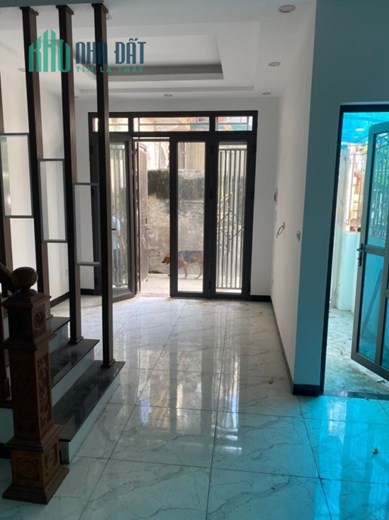 Bán nhà 38m2 x 5T, phố Nguyễn Lương Bằng, Đống Đa, ngõ thông, 5 phút lên Hồ Tây, Hồ Hoàn Kiếm, chỉ
