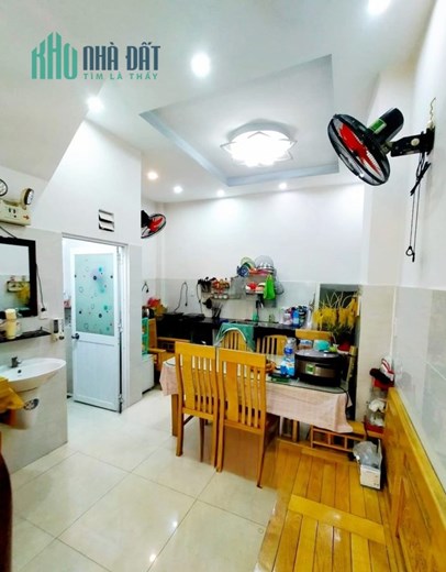 BÁN NHÀ SÁT LÊ VĂN QUỚI, BÌNH TÂN, 4X10, DTSD 80M2, HẺM 4M, NHỈNH 3 TỶ