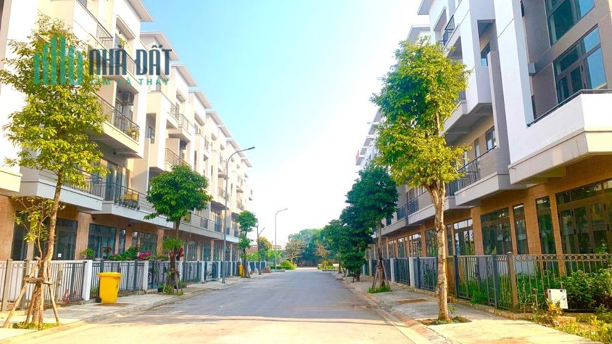 Cần bán shophouse Centa- Vsip 4 tầng 75m2 kinh doanh cho thuê được ngay