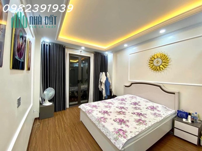 BÁN NHÀ NGÕ 15 PHƯƠNG MAI, 10M Ô TÔ ĐỖ, 40M 4.65 TỶ