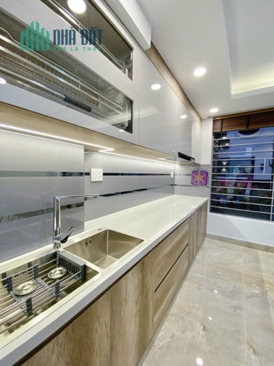 Bán nhà Gò Vấp, HXH, Phạm Văn Chiêu, Phường 14, 55M2, 5 Tầng, Gía chào 7 tỷ 8