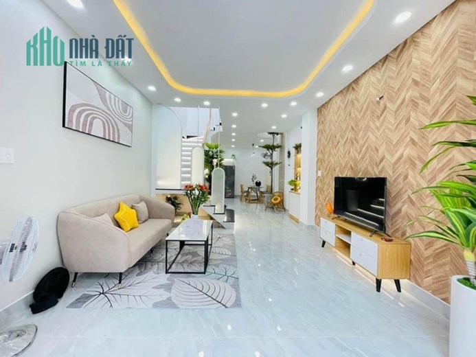 Ngộp ngân hàng! Bán Nhà ngang 5 m giá 7,5 tỷ, T 3 lầu mới chắc chắn Đ.Nguyễn Xí gần Trung Tâm Bình