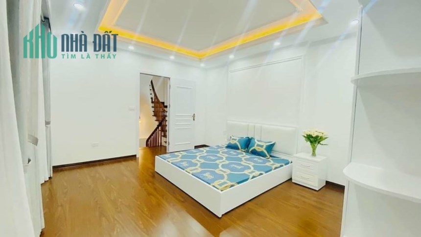 Cực hiếm! Nhà bán ngã 4 #TRẦN_DUY_HƯNG - Hoàng Đạo Thúy. Ô tô tải đỗ sát nhà. 5 Ngủ. 55m2 5 Ngủ 6.2T