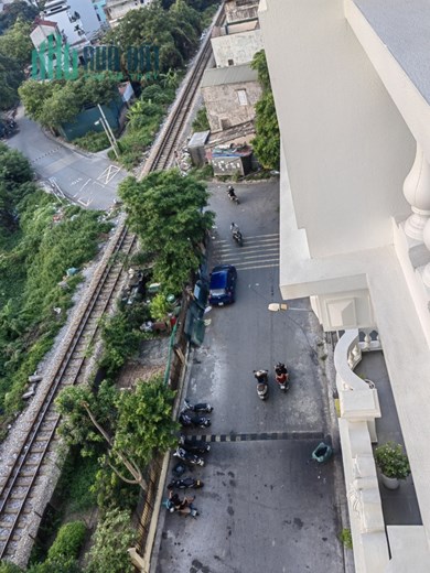 CHO THUÊ MẶT BẰNG NHIỀU CHỨC NĂNG SỬ DỤNG THUỘC P.ĐỨC GIANG, Q.LONG BIÊN, HN