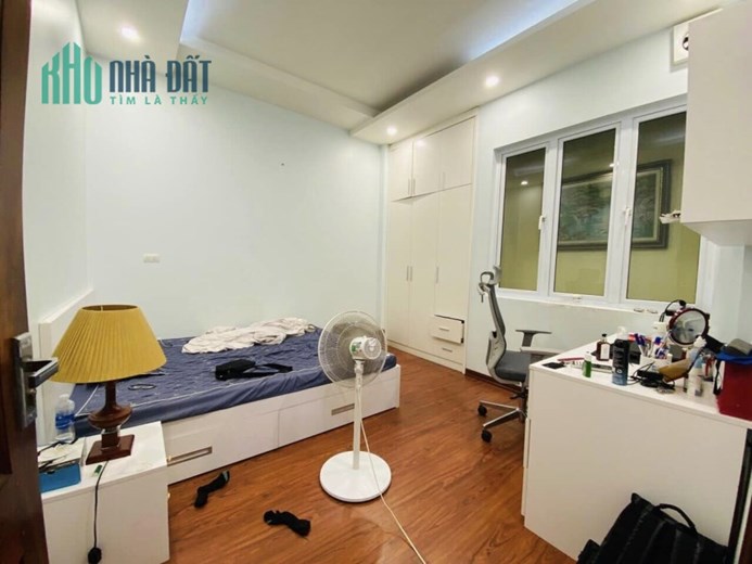 BẮT ĐÁY!!! Vị trí đẹp trung tâm Hồ Tùng Mậu - 56 m2  chỉ 25 Tỷ