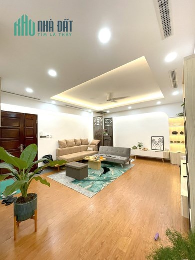 Bán CC 137 NGuyễn Ngọc Vũ, Cầu GIấy, diện tích 123m2, 3 ngủ, 2 WC, full nội thất