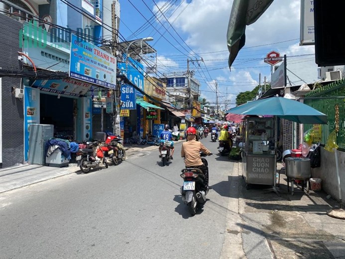 đối diện nguyễn sơn tân phú. sổ vuông đẹp,ngang lớn 4.3m