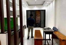 Nhà đẹp ở luôn 35m2 Đông Tác, Đống Đa mặt tiền 6m kinh doanh,ô tô chỉ 2,9 Tỷ.
