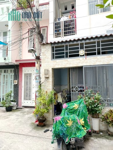 Căn góc 3 tầng sát hẻm xe hơi đường Liên Tỉnh 5 (Quốc Lộ 50) P5Q8