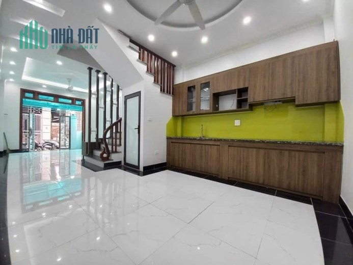 Bán nhà phố Cự Lộc - 58m2/4T/MT 5m - 5,15 tỷ - ô tô gần, sát chợ, ở sướng