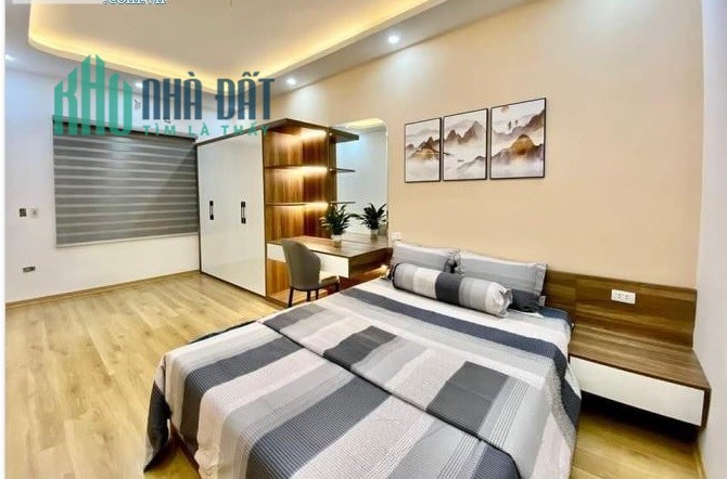 Bán nhà 5 tầng tại Kim Hoàng Vân Canh, diện tích 35 m2  giá 2 tỷ 1 - PB