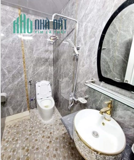 Bán nhà 5 tầng tại Kim Hoàng Vân Canh, diện tích 35 m2  giá 2 tỷ 1 - PB