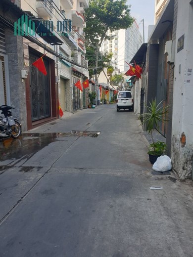 NHÀ 4 TẦNG 44m2 ÔTÔ ĐẬU CỬA KHU VIP PHÚ THỌ HÒA NHỈNH 4 TỶ TL