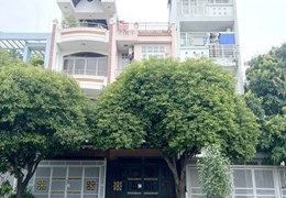 Nhà 4 tầng MT Bến Bình Đông, P11Q8 4.2x13.6m giá 10.8 tỷ TL