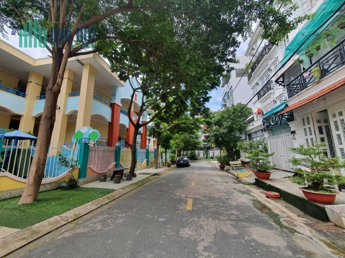 Bán Nhà Phạm Huy Thông Gò Vấp Ngang 7m 105m2 8 Phòng Ngủ