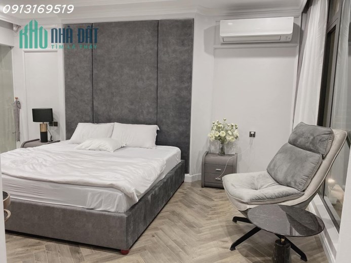 BÁN NHÀ KHƯƠNG TRUNG, 40m2x 4T, MT5m, Ô TÔ ĐỖ CỔNG, LÔ GÓC, KINH DOANH, CHỈ NHỈNH 3 TỶ
