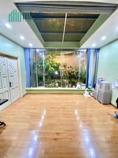 Bán nhà Giang Văn Minh,Lô Góc,Ô Tô Tránh,Thang Máy,150m2,giá 40.5 tỷ