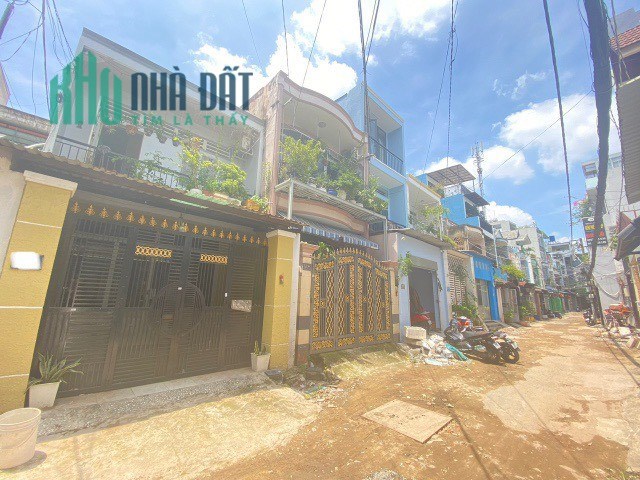 Bán nhà Thoại Ngọc Hầu, Quận Tân Phú, 80m2(4.5x18) vuông, 2 TẦNG ĐÚC