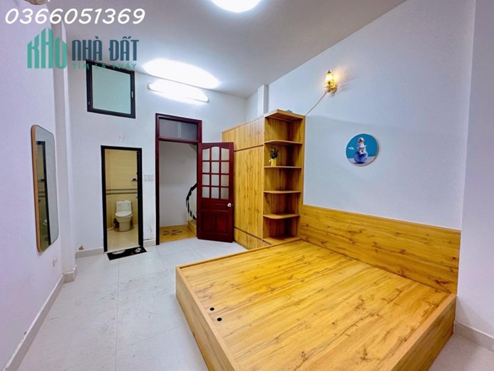 Bán nhà mặt phố Vân Hồ 3, 26m, 5 tầng, ô tô, KD, giá 5,5 tỷ. LH: 0366051369